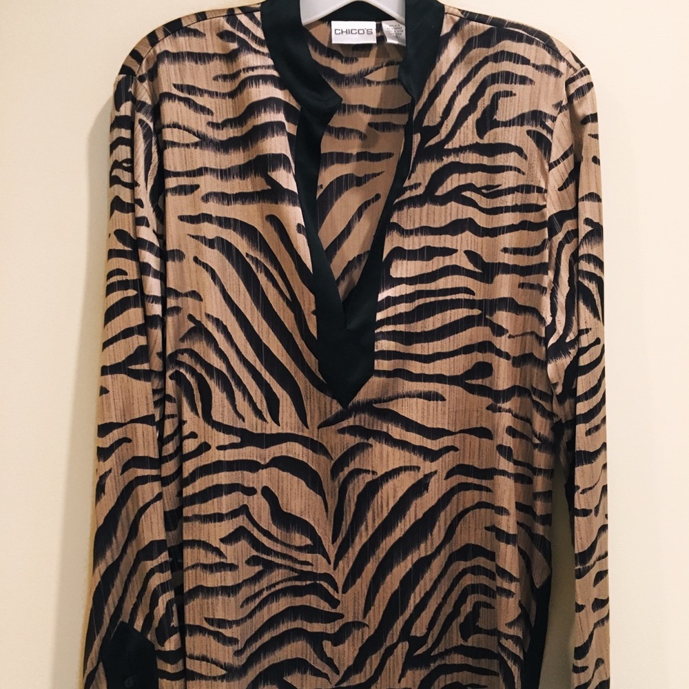 animal print blouse💛💛
